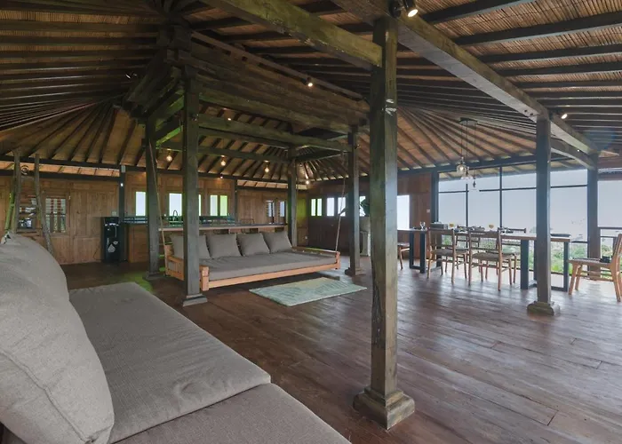 Kayukopi Villa