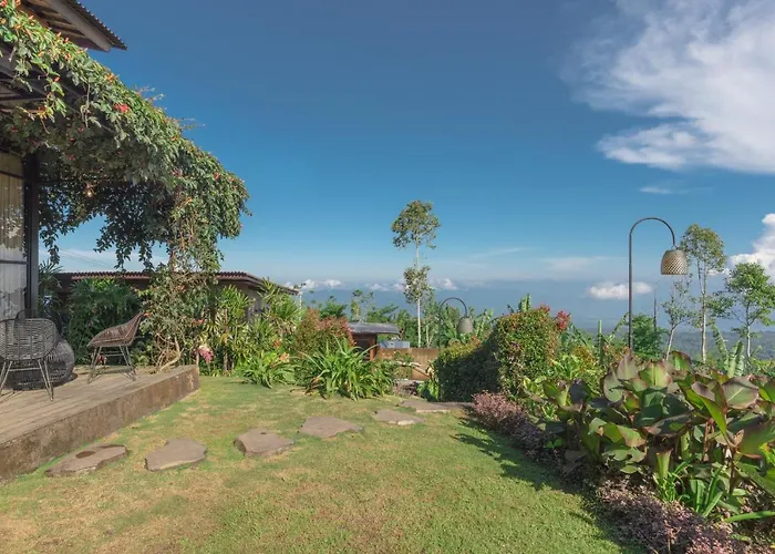 Kayukopi Villa *