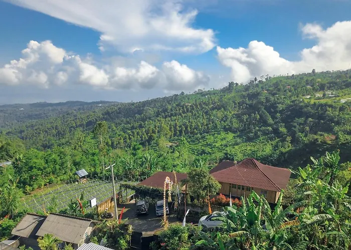 Kayukopi Villa *