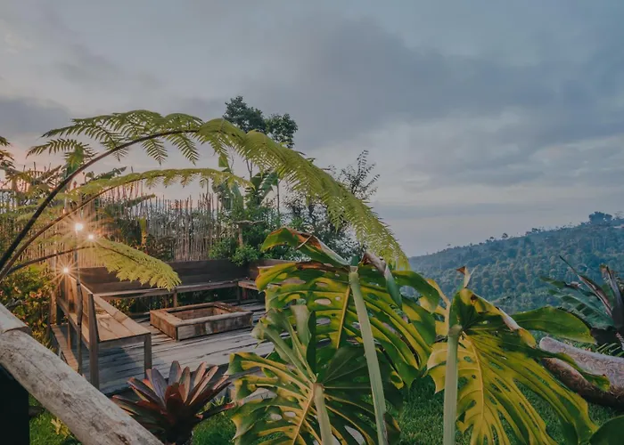 Kayukopi Villa